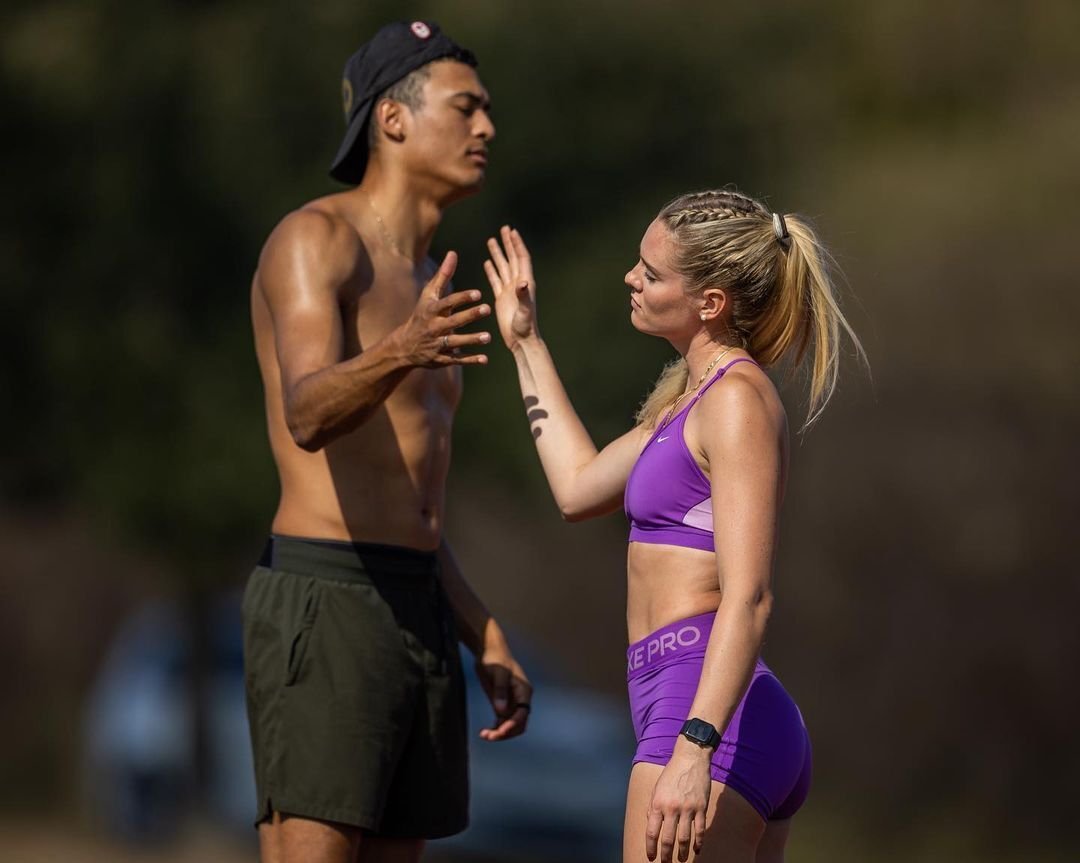 Atleta care câștigă peste 600.000 de euro pe lună de pe OnlyFans a celebrat într-un mod inedit medalia olimpică cucerită la Paris_7