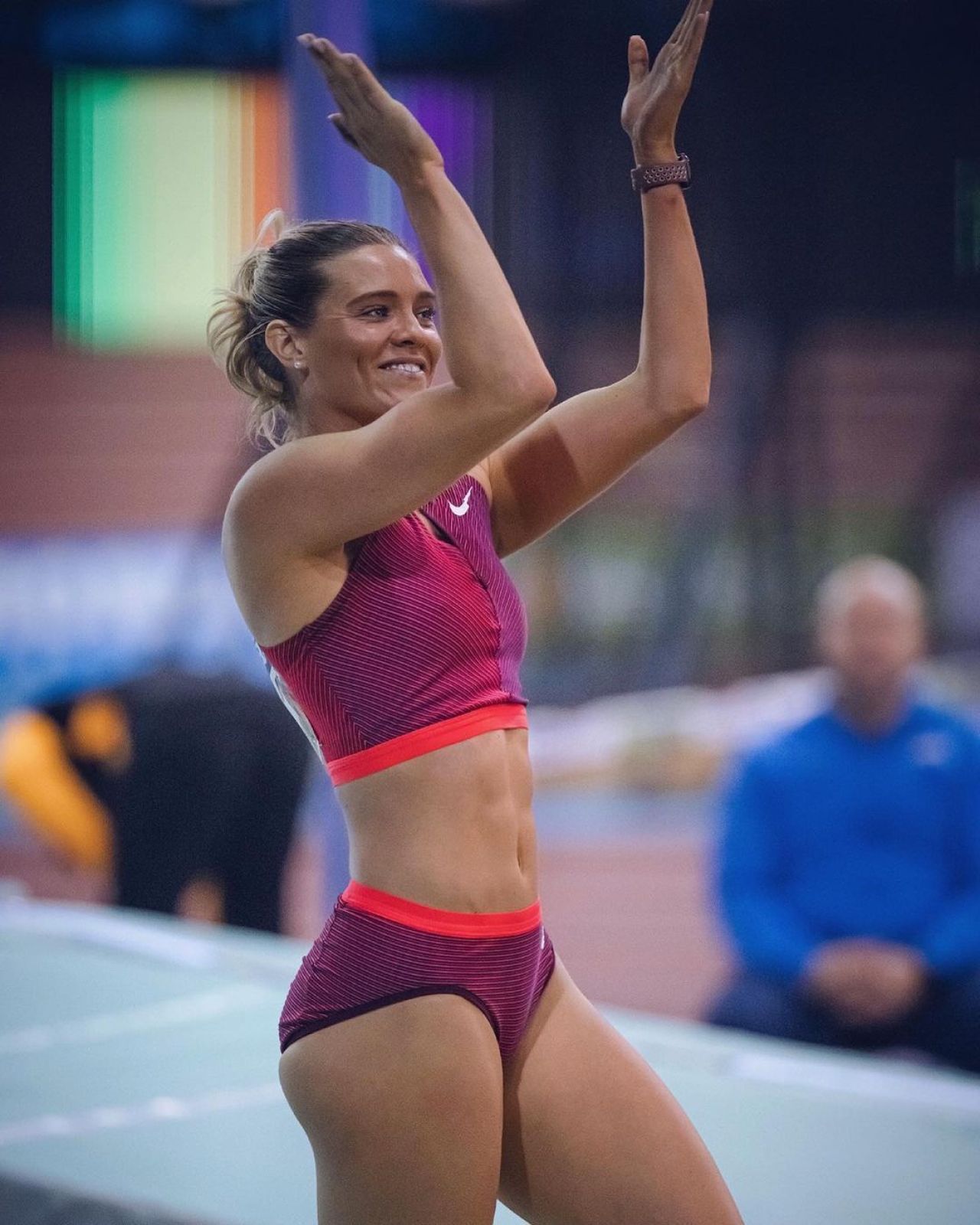 Atleta care câștigă peste 600.000 de euro pe lună de pe OnlyFans a celebrat într-un mod inedit medalia olimpică cucerită la Paris_18