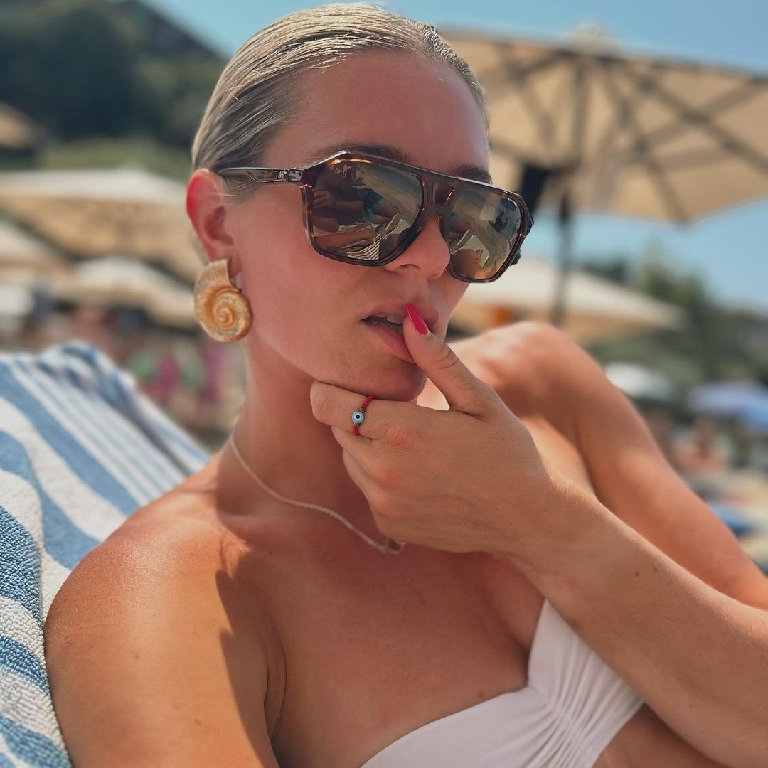 Atleta care câștigă peste 600.000 de euro pe lună de pe OnlyFans a celebrat într-un mod inedit medalia olimpică cucerită la Paris_38