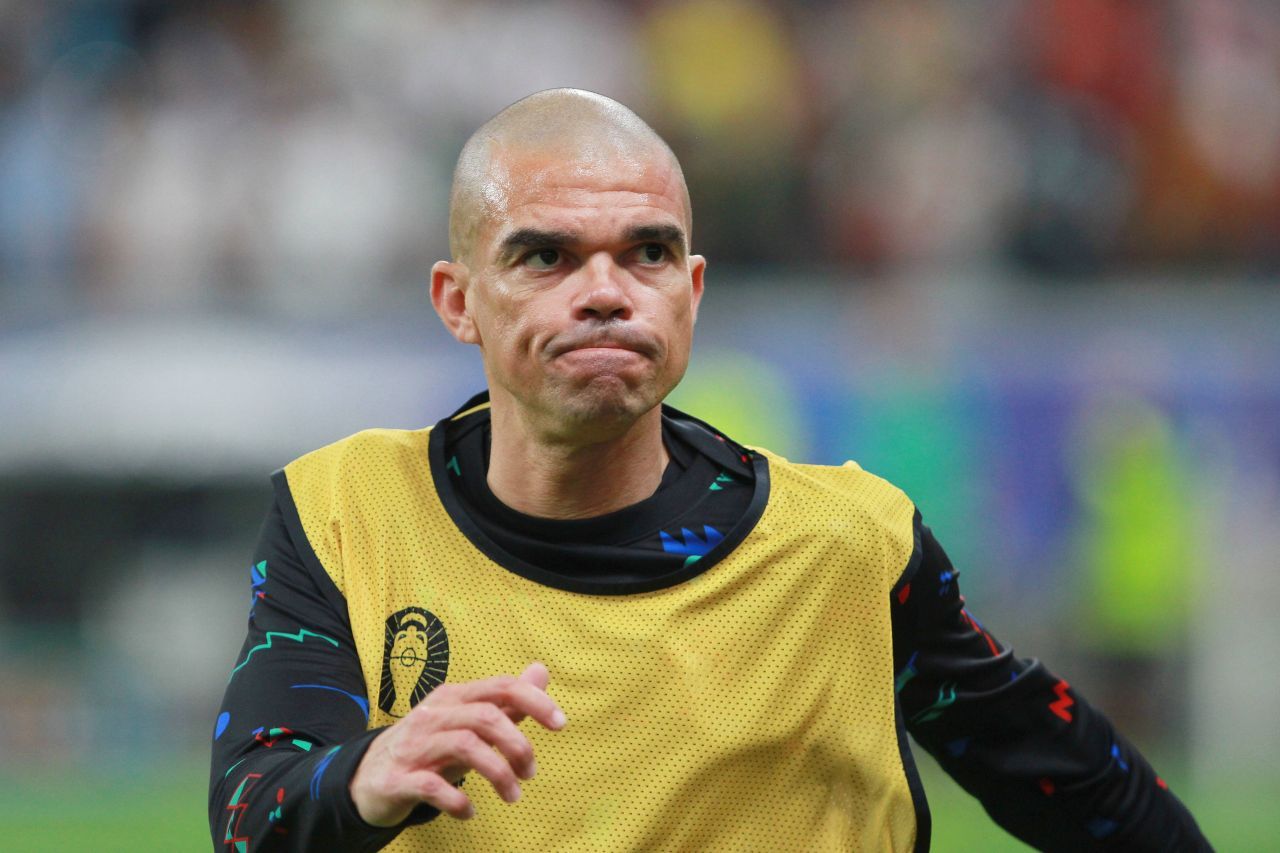 Sfârșitul unei ere! La 41 de ani, Pepe și-a anunțat retragerea din fotbal!