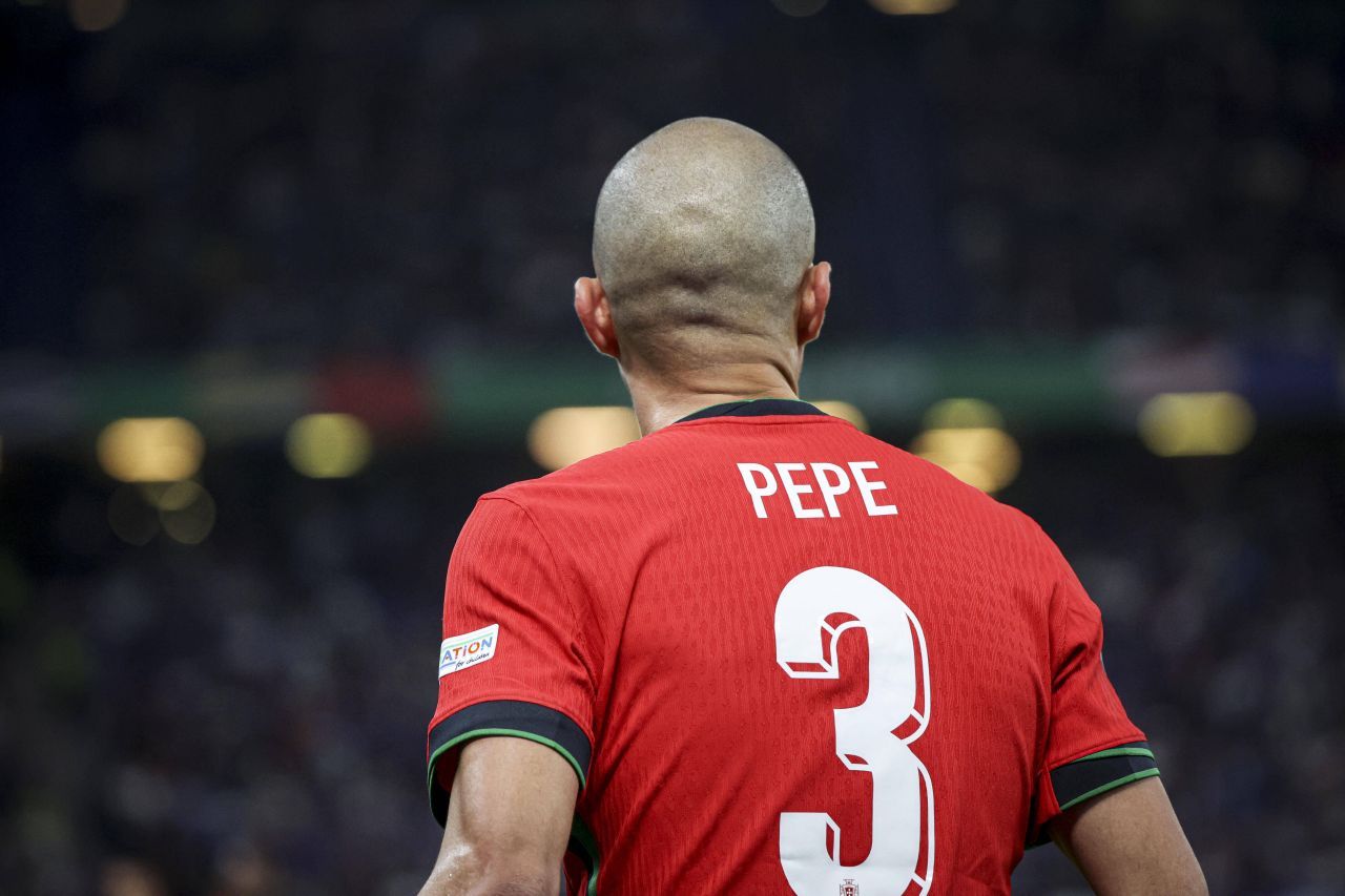 Sfârșitul unei ere! La 41 de ani, Pepe și-a anunțat retragerea din fotbal!