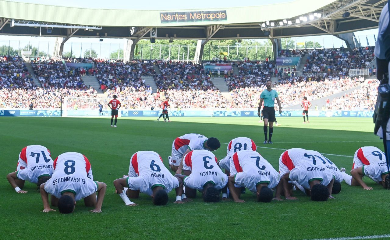 Umilință! Care a fost scorul din finala mică la fotbal de la JO 2024 _6