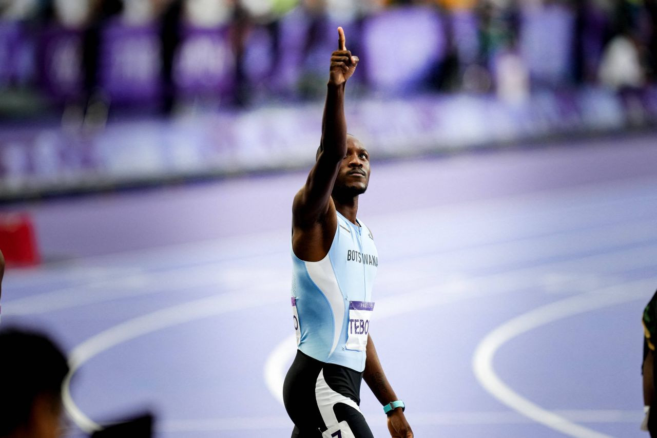Cursă istorică la 200 m: noul campion olimpic vine din Botswana! Marele favorit, americanul Noah Lyles, a ieșit de pe pistă &icirc;ntr-un cărucior cu rotile