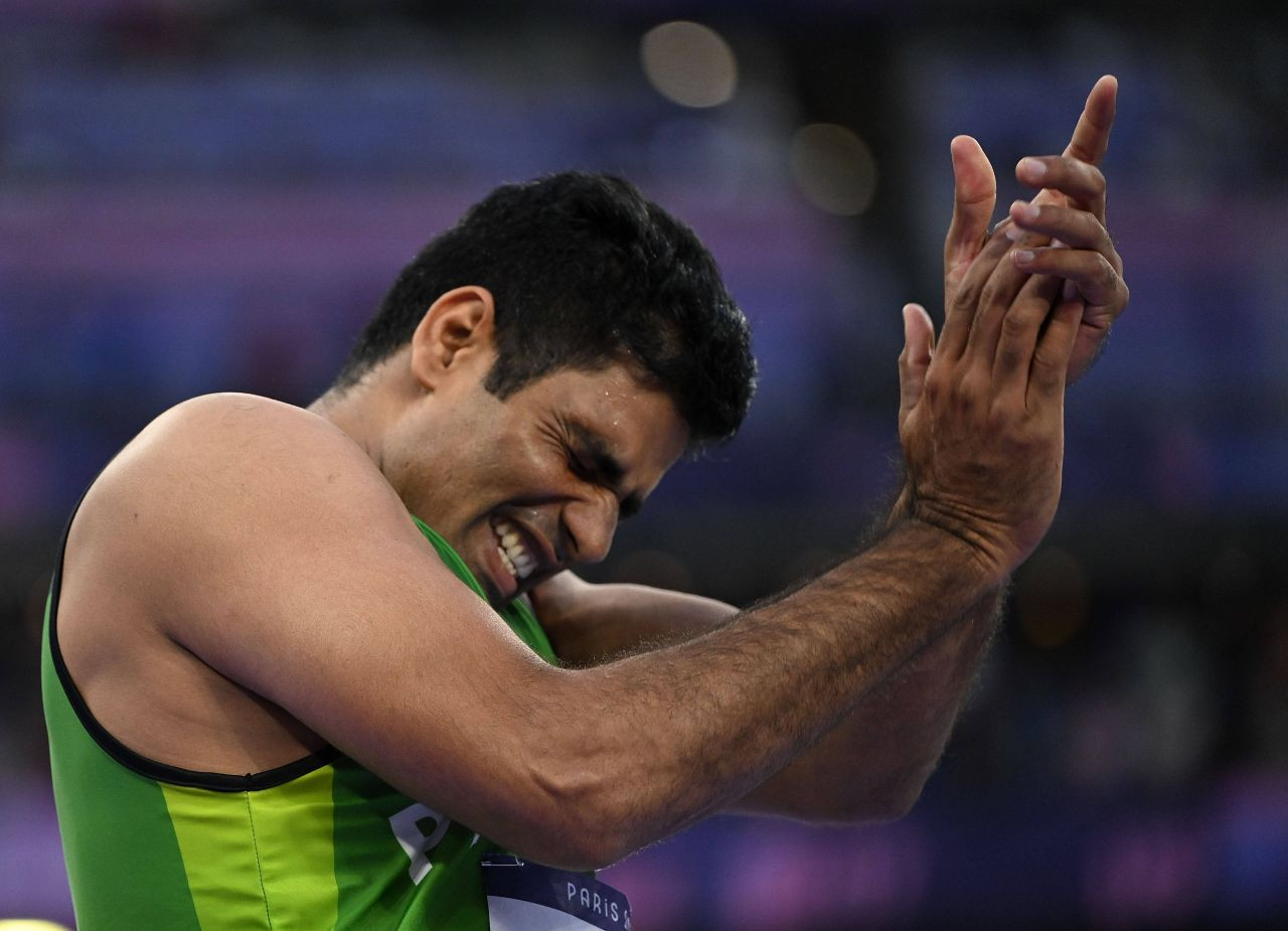 Superman din Pakistan! Medalie de aur cu record olimpic pentru atletul-minune Arshad Nadeem