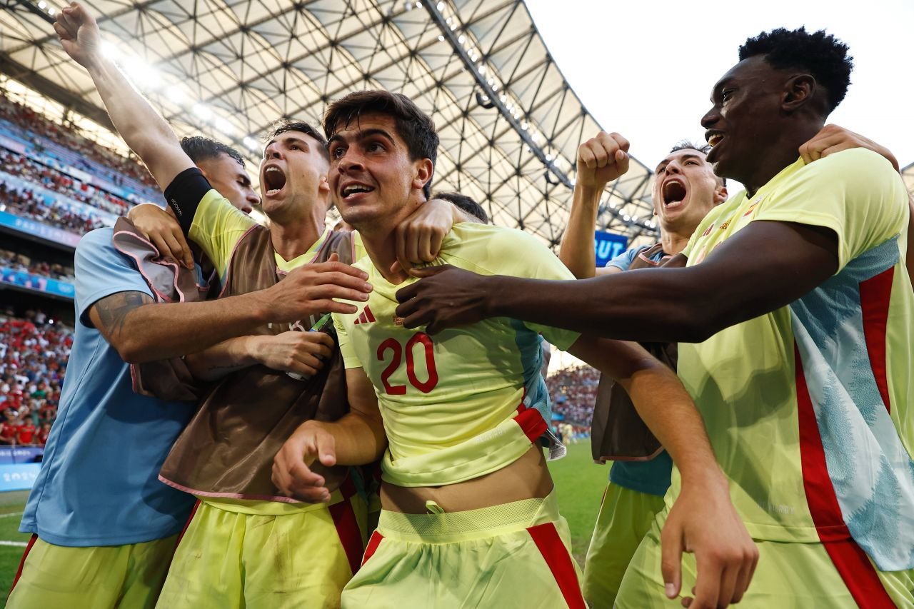 Arbitru rom&acirc;n &icirc;n marea finală olimpică de la fotbal de azi, Franța - Spania!