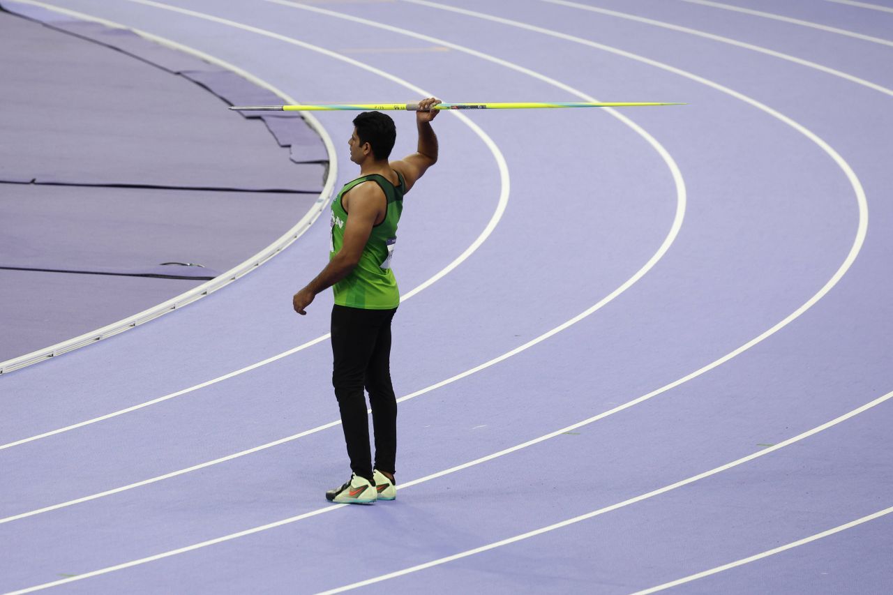 Nebunie cu prăjituri și bomboane în Pakistan după aurul olimpic al lui Arshad Nadeem! ”El a dus aurul, noi nu avem nimic”_5