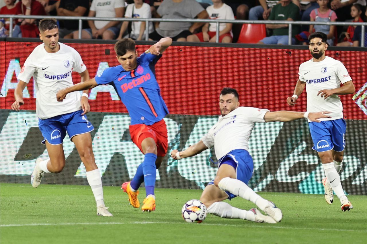FCSB - Farul Constanța 3-2. Ce spectacol în Ghencea! Roș-albaștrii obțin prima victorie în campionat_1
