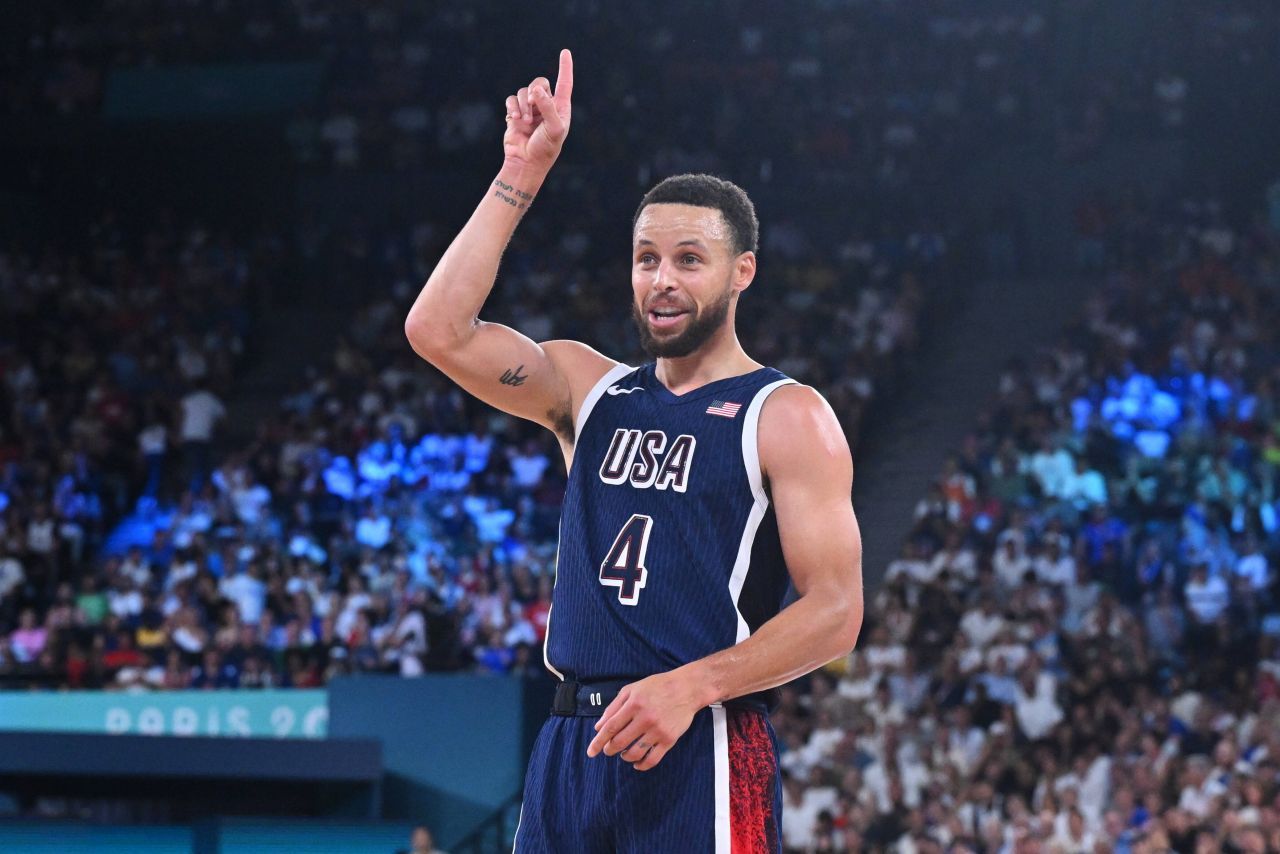 SUA x LeBron James, aur olimpic la baschet! Gazdele, cu Wembanyama în frunte, au fost neputincioase _6