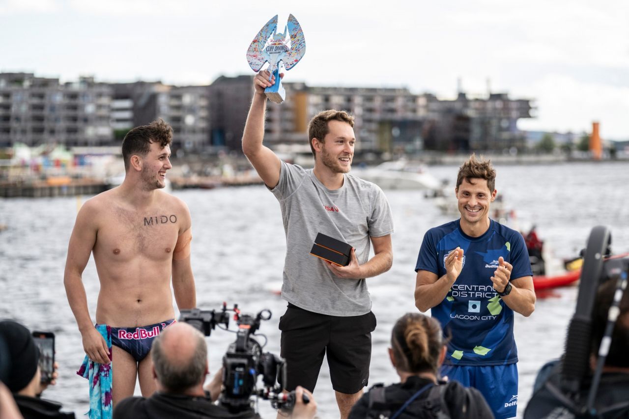 Medalie de bronz! Constantin Popovici rămâne în lupta pentru un nou titlu în Seria Mondială Red Bull Cliff Diving _13