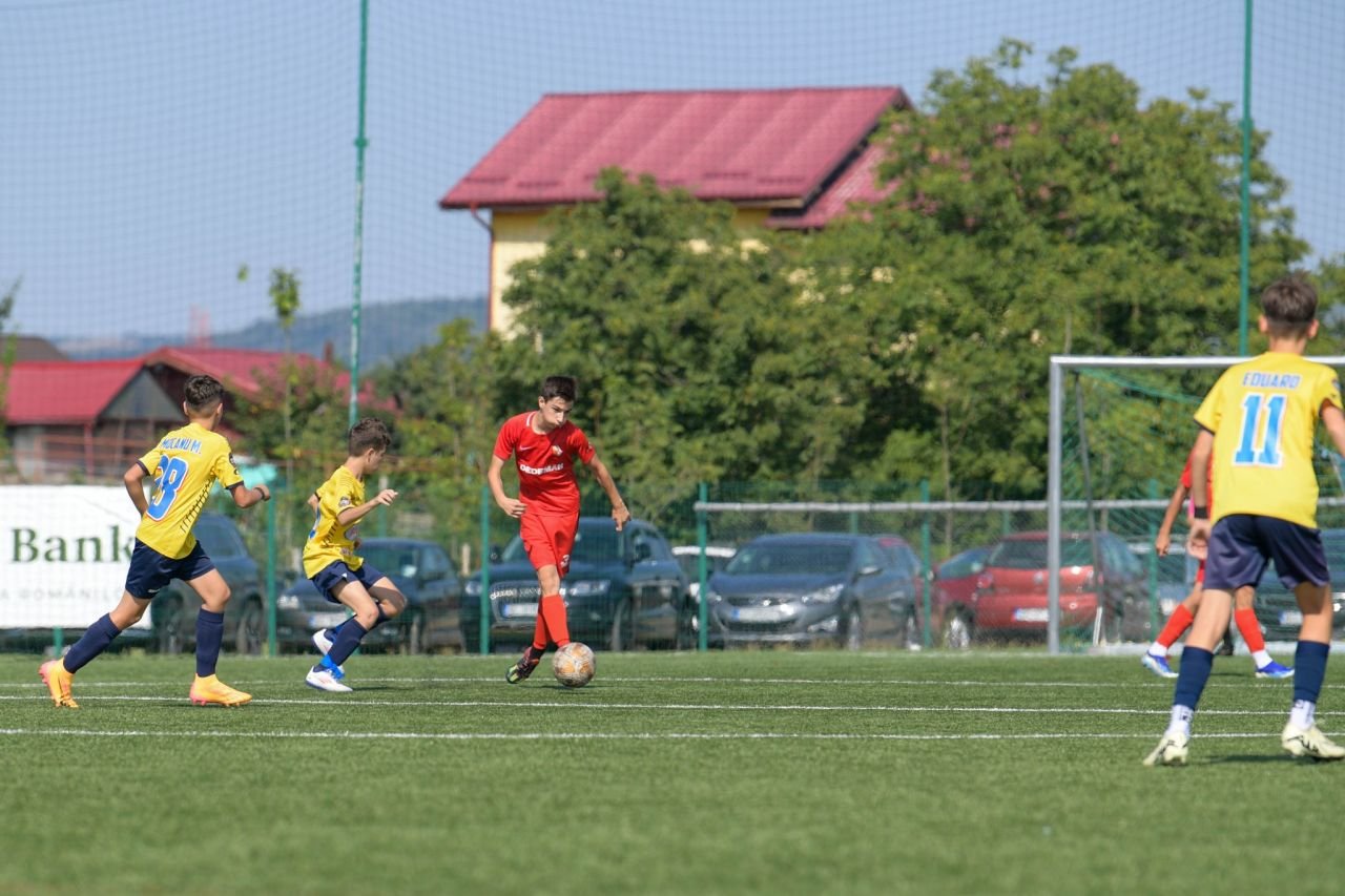 Liga Elitelor?! Scor ireal în FC Bacău - Școala de Fotbal Oțelul Galați, goluri cam câți spectatori prezenți!_7