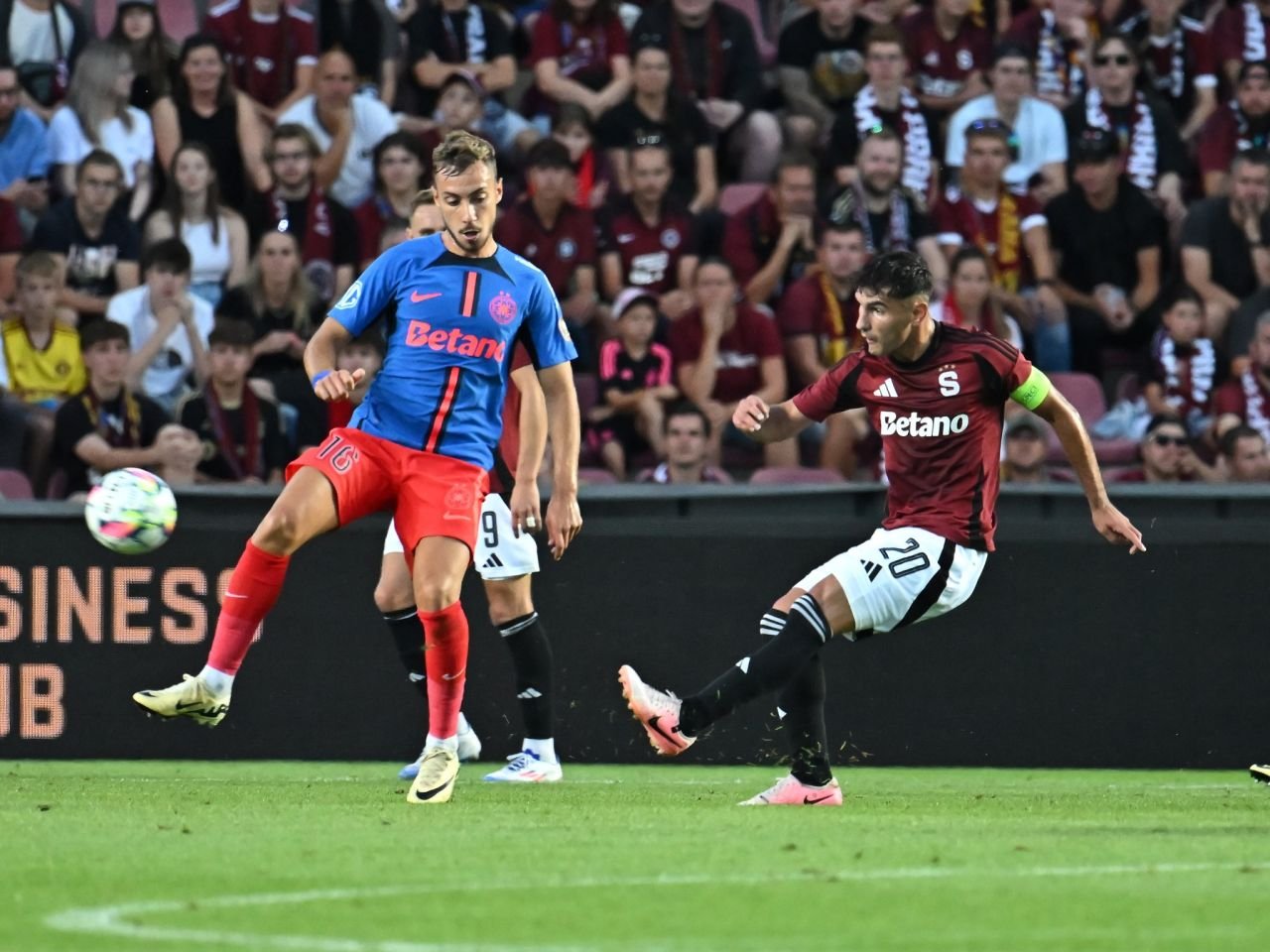 Cehii, surprinși de ce au găsit în București, înainte de FCSB - Sparta Praga: ”Infernal și mai puțin decât ideal”_3