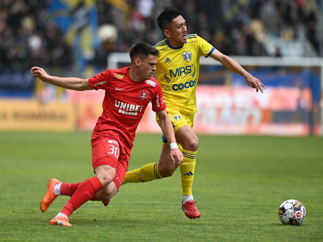 Cu un nou look, Daniel Paraschiv a debutat la Real Oviedo!_5