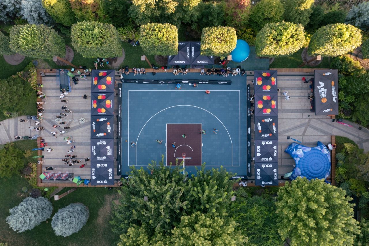 Baschetul 3x3 a adus spiritul olimpic la Iulius Town Timișoara: Duel legendar sub panou, într-o competiție cu 240 de participanți_2