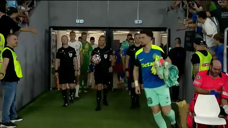 FCSB - Sparta Praga: atmosferă incendiară înainte de startul partidei