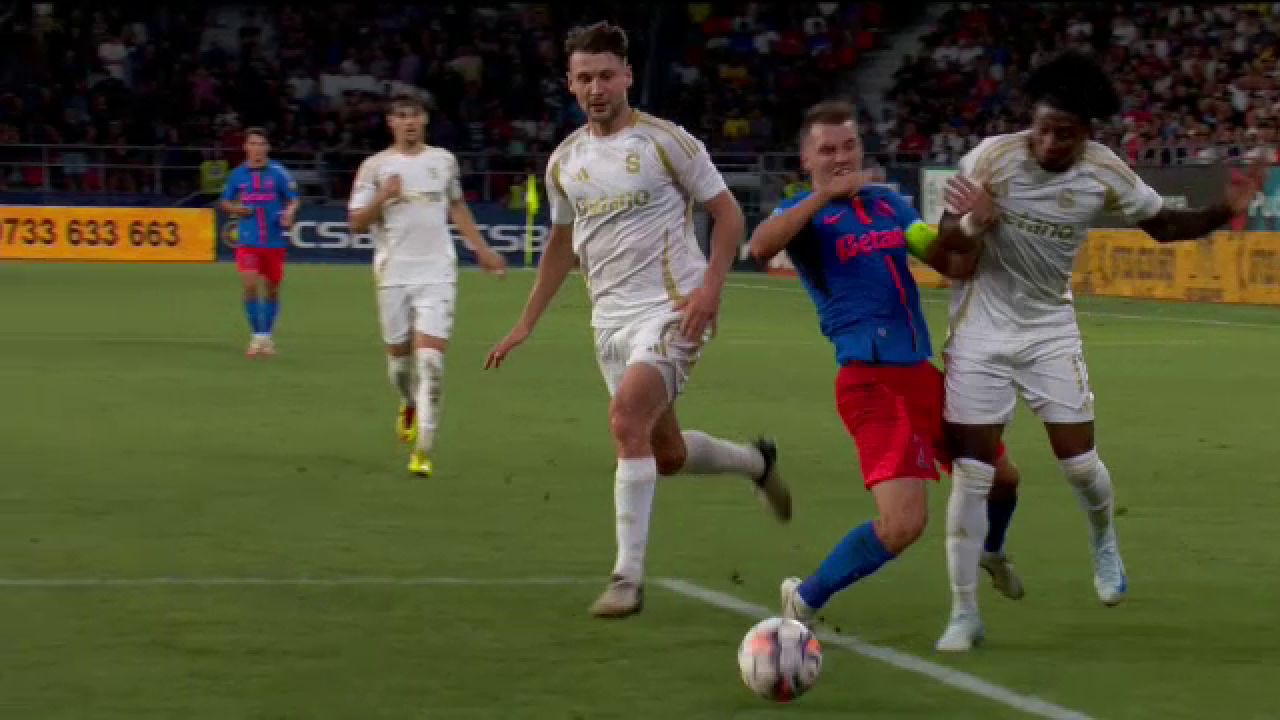 Fază controversată în FCSB - Sparta Praga! Campioana României a cerut un penalty_7