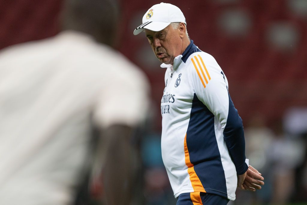 Carlo Ancelotti, &icirc;ntr-o ipostază cum rar a mai fost văzut. Reacția nervoasă a tehnicianului după accidentarea lui Camavinga