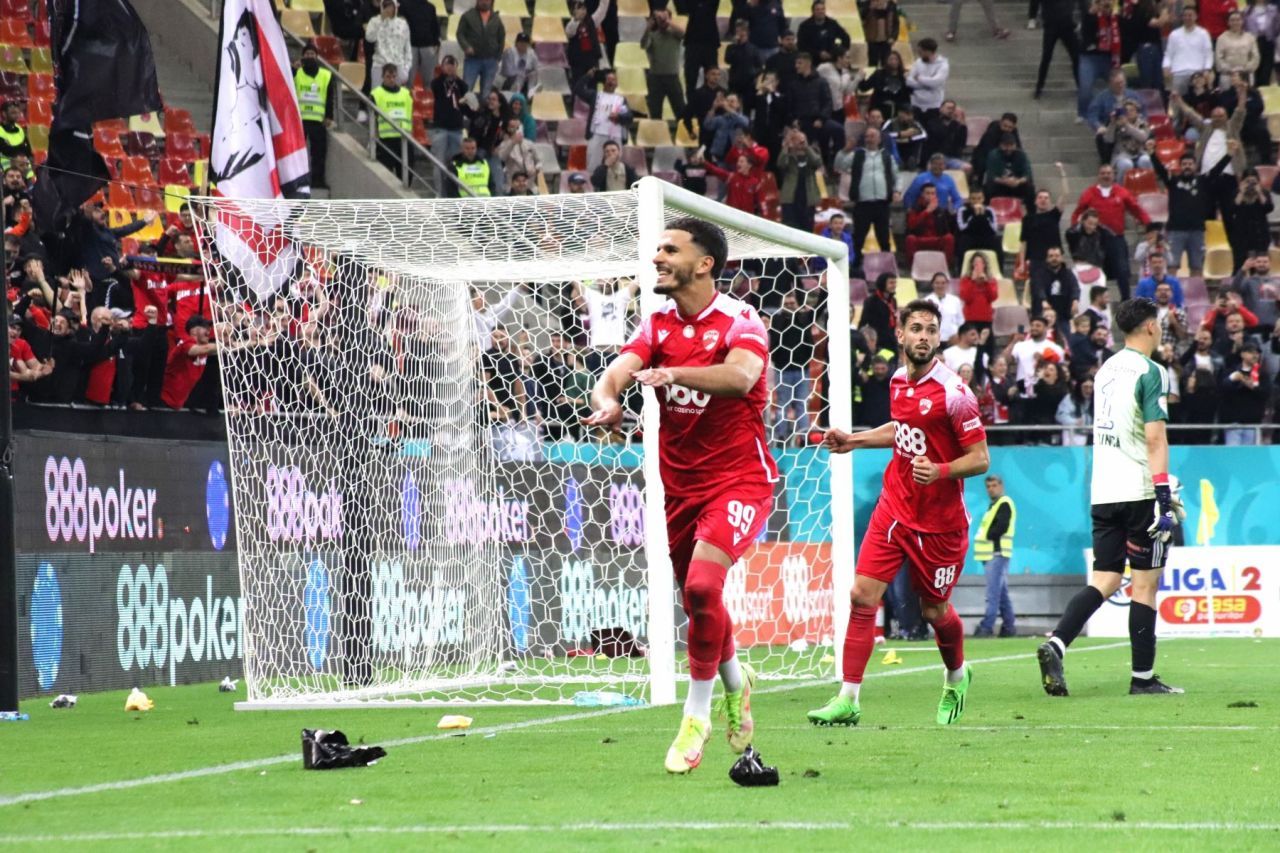 MERCATO VARĂ 2024. Echipele din Superligă fac spectacol și pe piața transferurilor_1