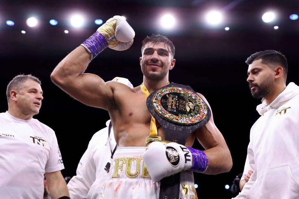 Fratele lui Tyson Fury, părăsit și izgonit din casă de logodnică, după ce a înșelat-o! _12