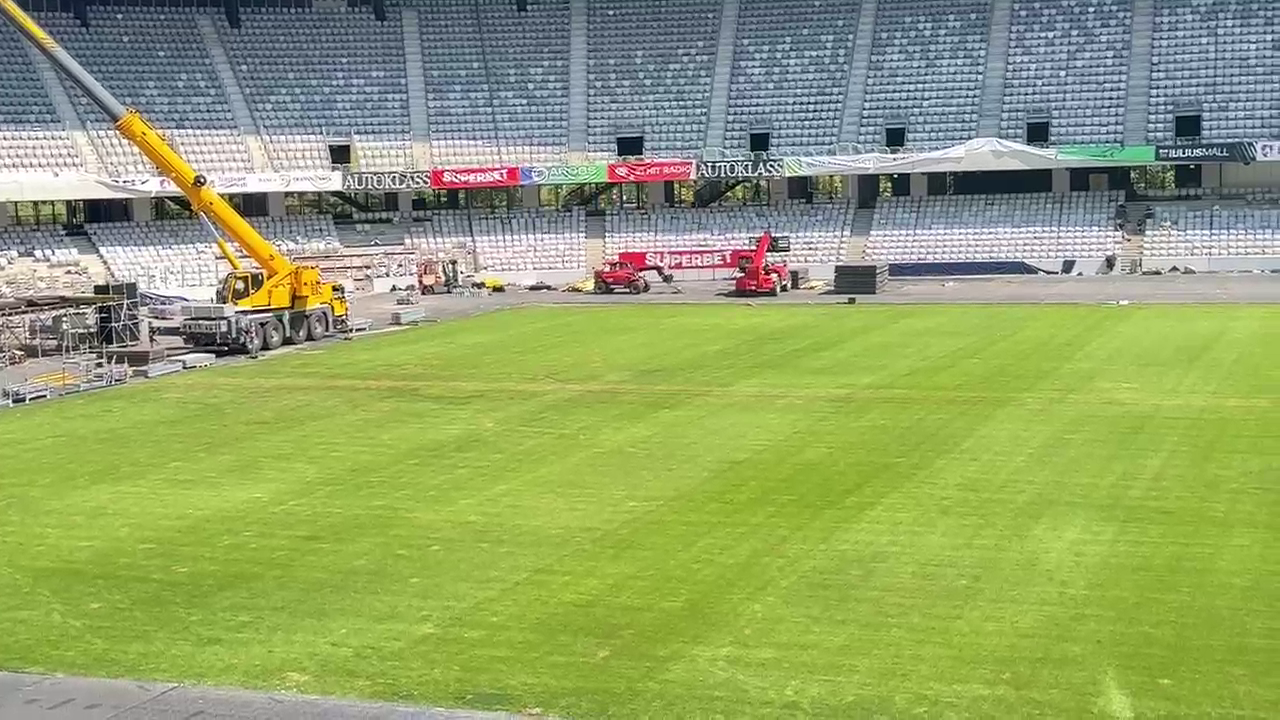 Cum arată gazonul de pe ”Cluj-Arena” după patru zile intense de festival + verdictul lui Ioan Ovidiu Sabău_4