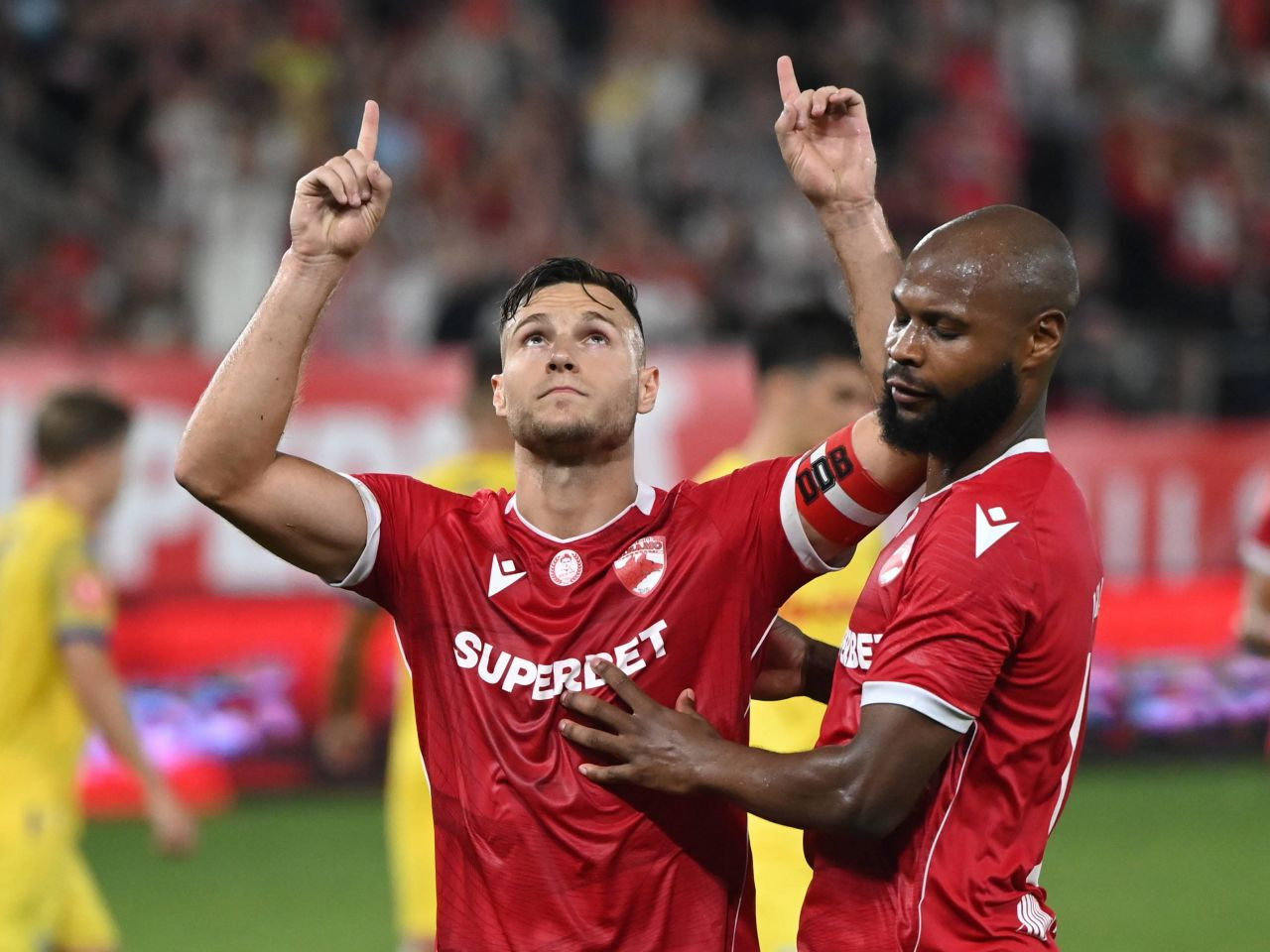 Eu voi avea banderola! Cine va fi căpitan la Dinamo &icirc;n derby-ul cu Rapid &icirc;n absența lui Dennis Politic