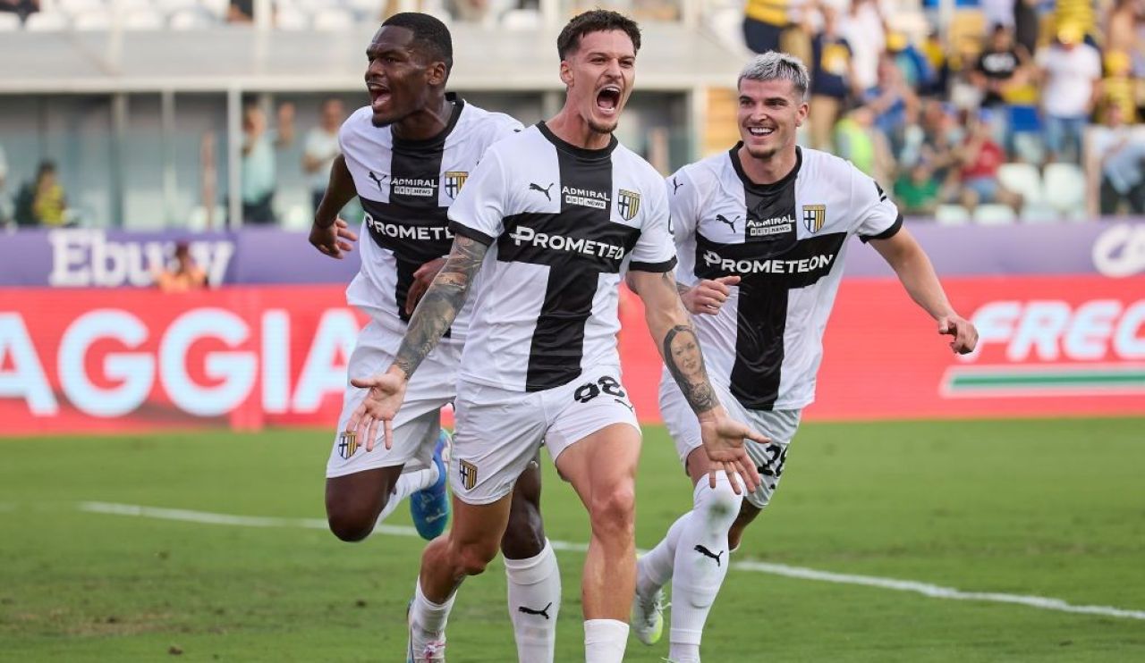 Cum sunt descriși Man și Mihăilă în Italia după remiza Parmei cu Fiorentina din Serie A_1