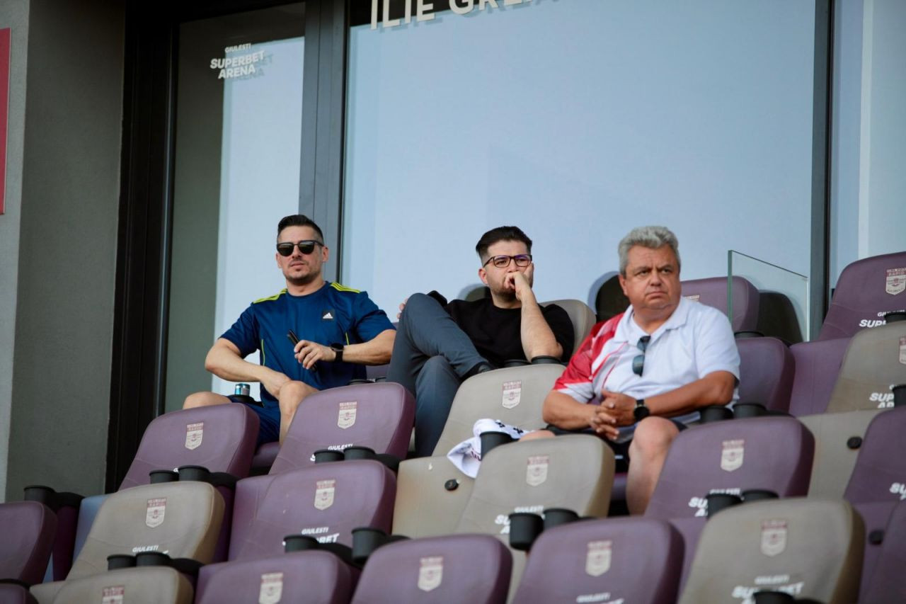 Peripeții înainte de Rapid - Dinamo! Neil Lennon i-a surprins pe toți la antrenamente_7