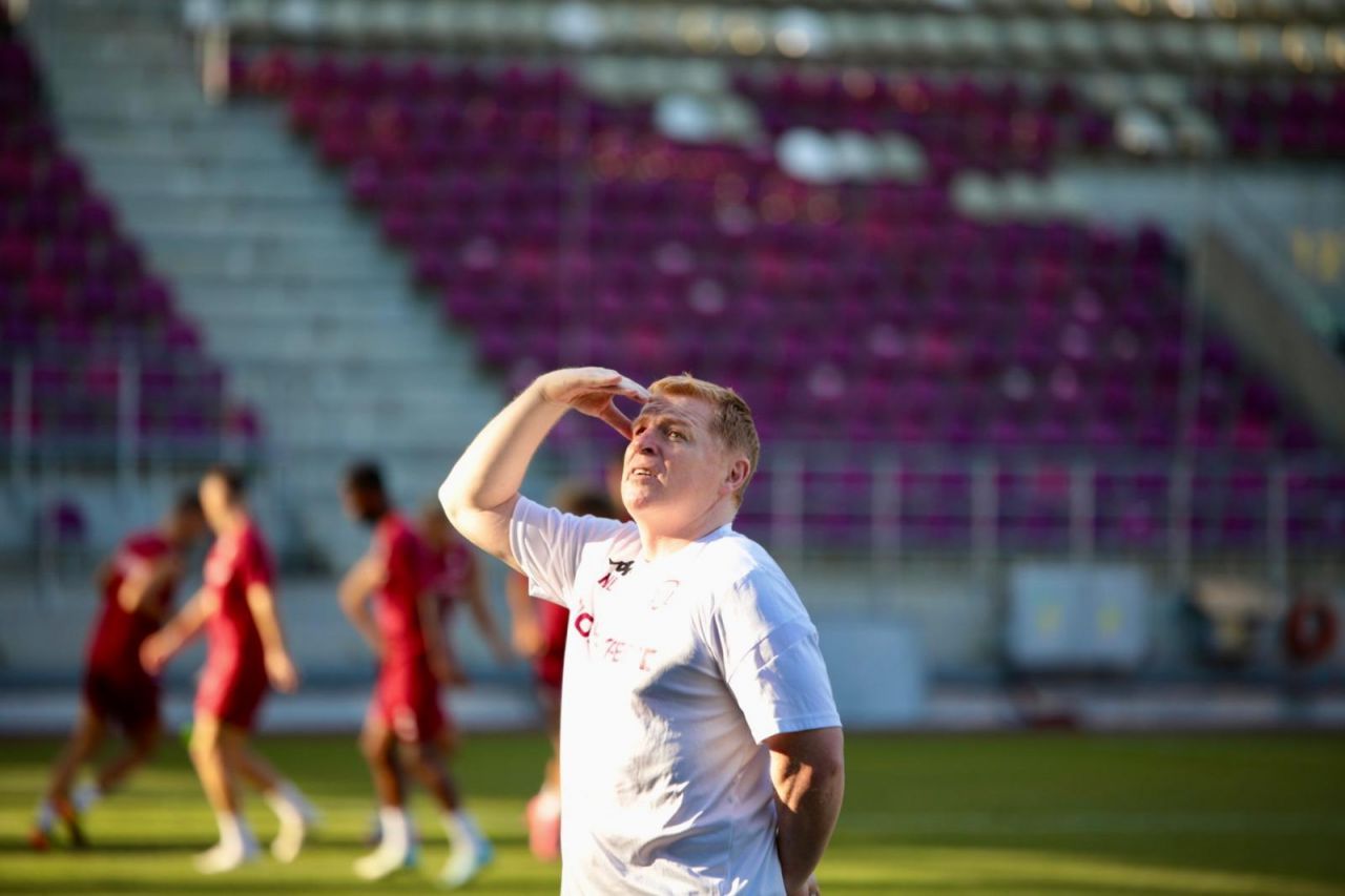 Peripeții înainte de Rapid - Dinamo! Neil Lennon i-a surprins pe toți la antrenamente_9
