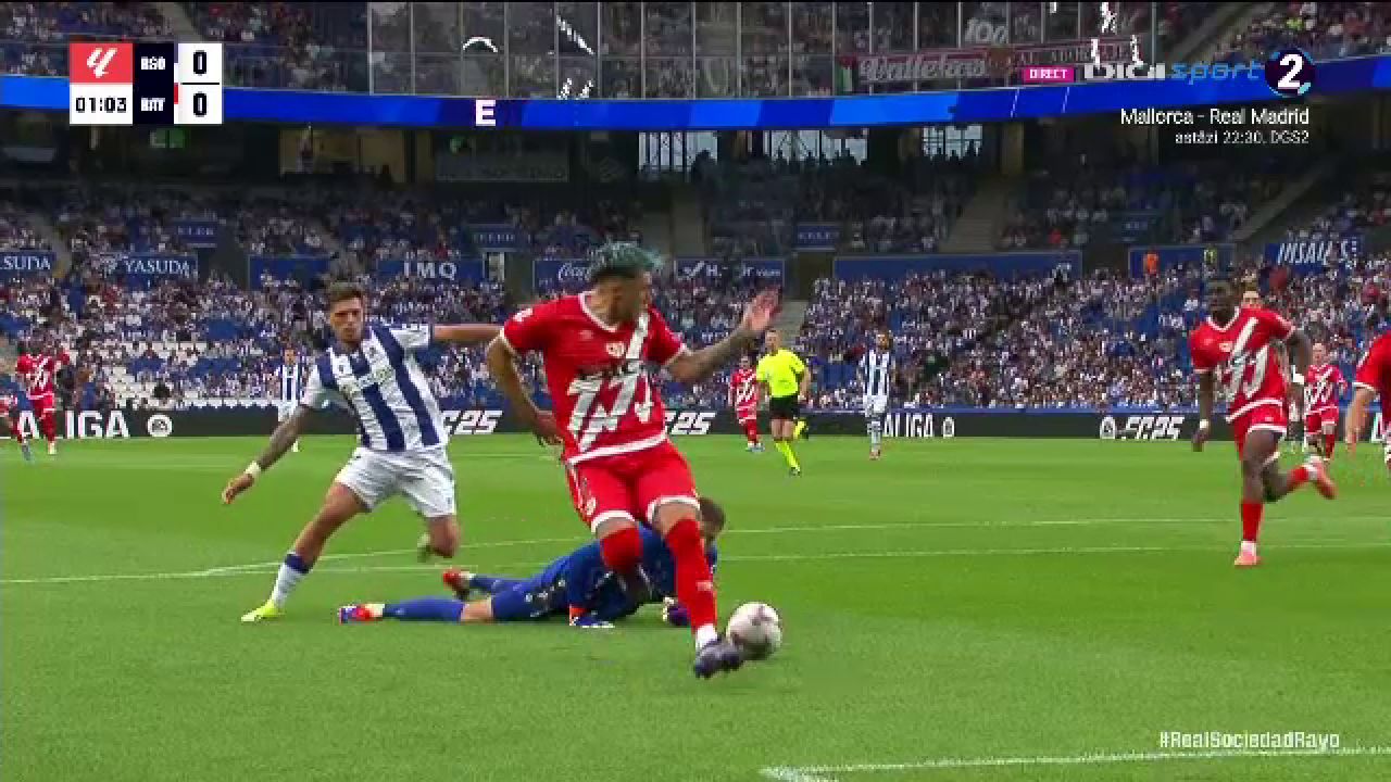 Faza care i-a împărțit pe spanioli! Rațiu a încercat să înscrie din rabona, în secunda 10: