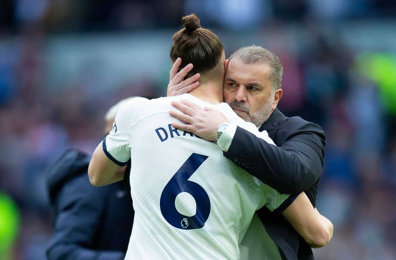 Ce a spus Ange Postecoglou despre Radu Drăgușin &icirc;nainte de debutul &icirc;n noul sezon! Cum l-a numit australianul pe fundașul rom&acirc;n