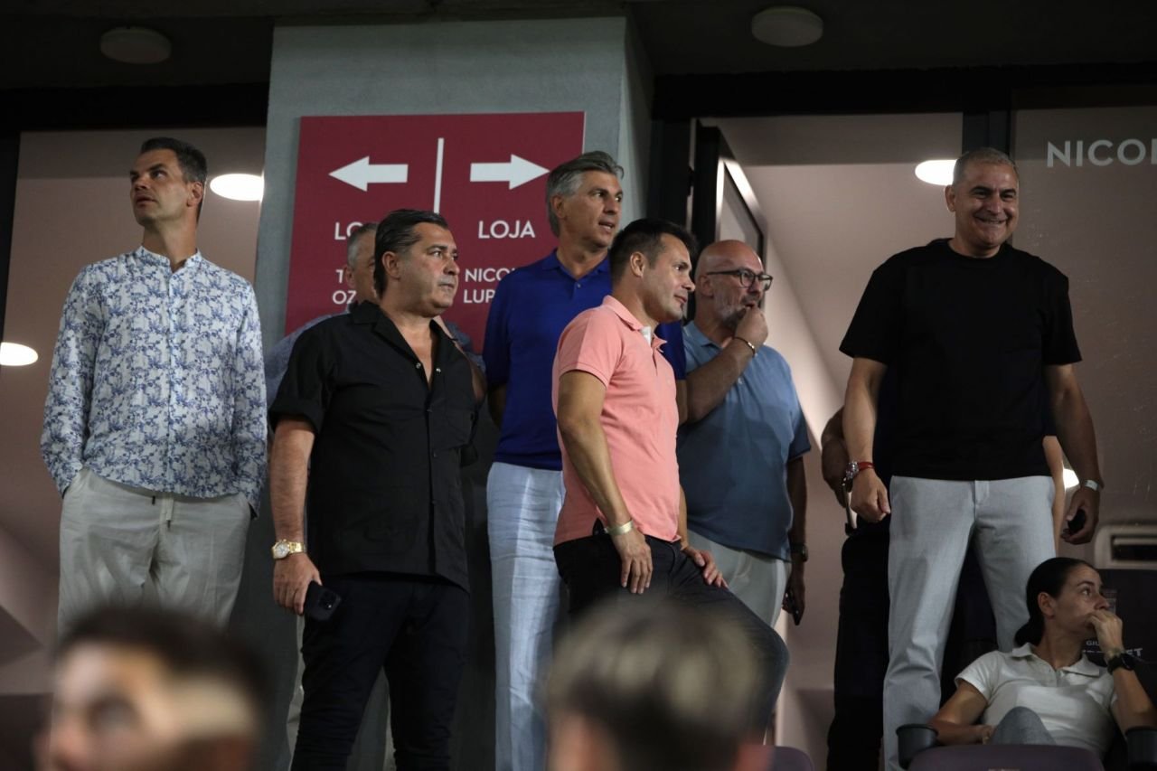 Remiza dintre Rapid și Dinamo, în imagini. Spectacol roș-alb-vișiniu, pe gazon și în tribune_22