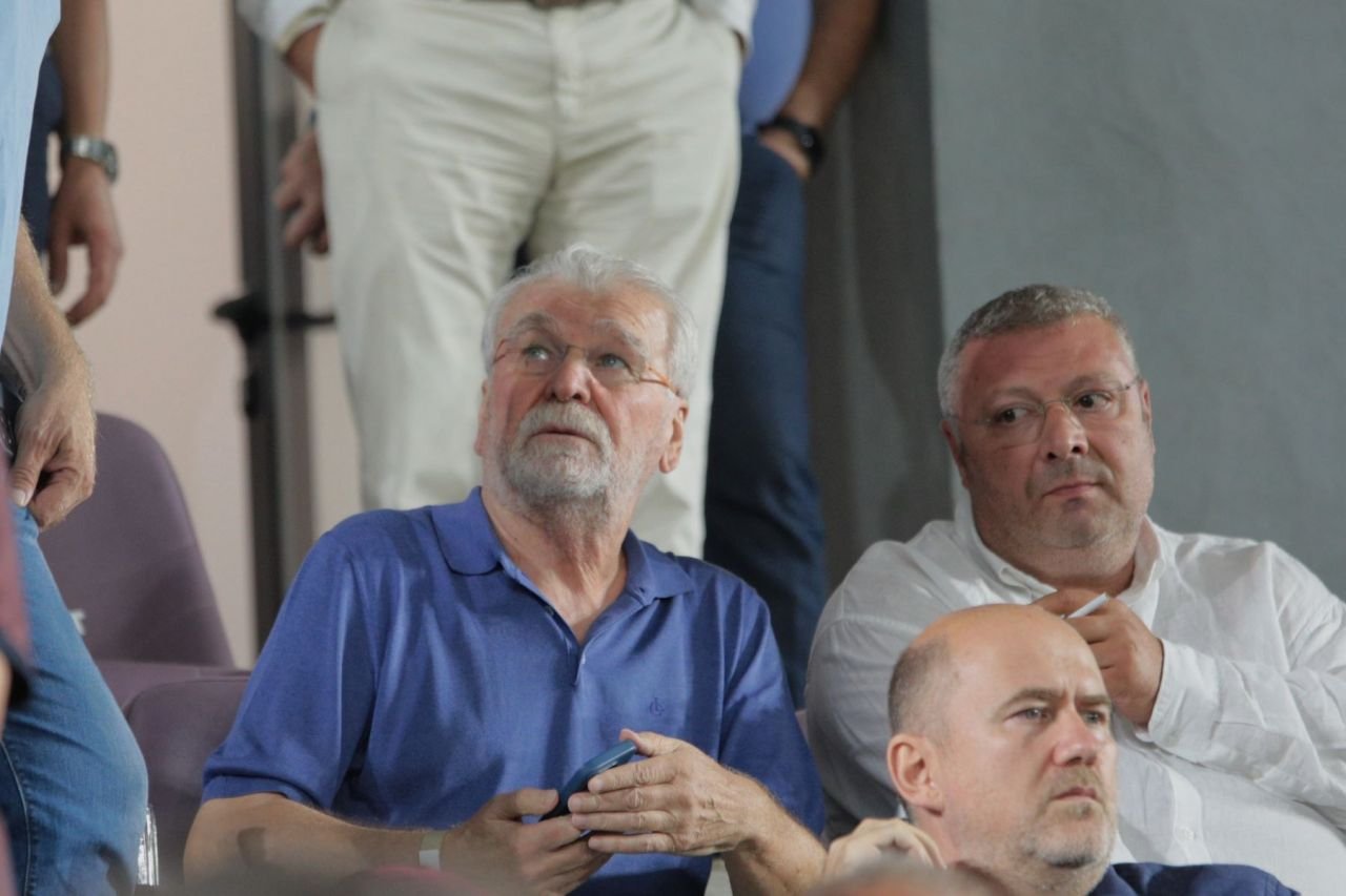 Remiza dintre Rapid și Dinamo, în imagini. Spectacol roș-alb-vișiniu, pe gazon și în tribune_25