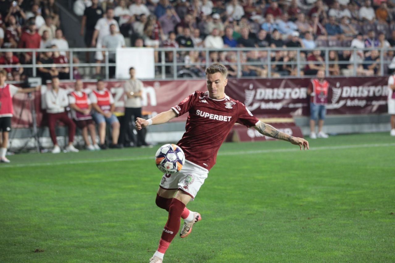 Remiza dintre Rapid și Dinamo, în imagini. Spectacol roș-alb-vișiniu, pe gazon și în tribune_43