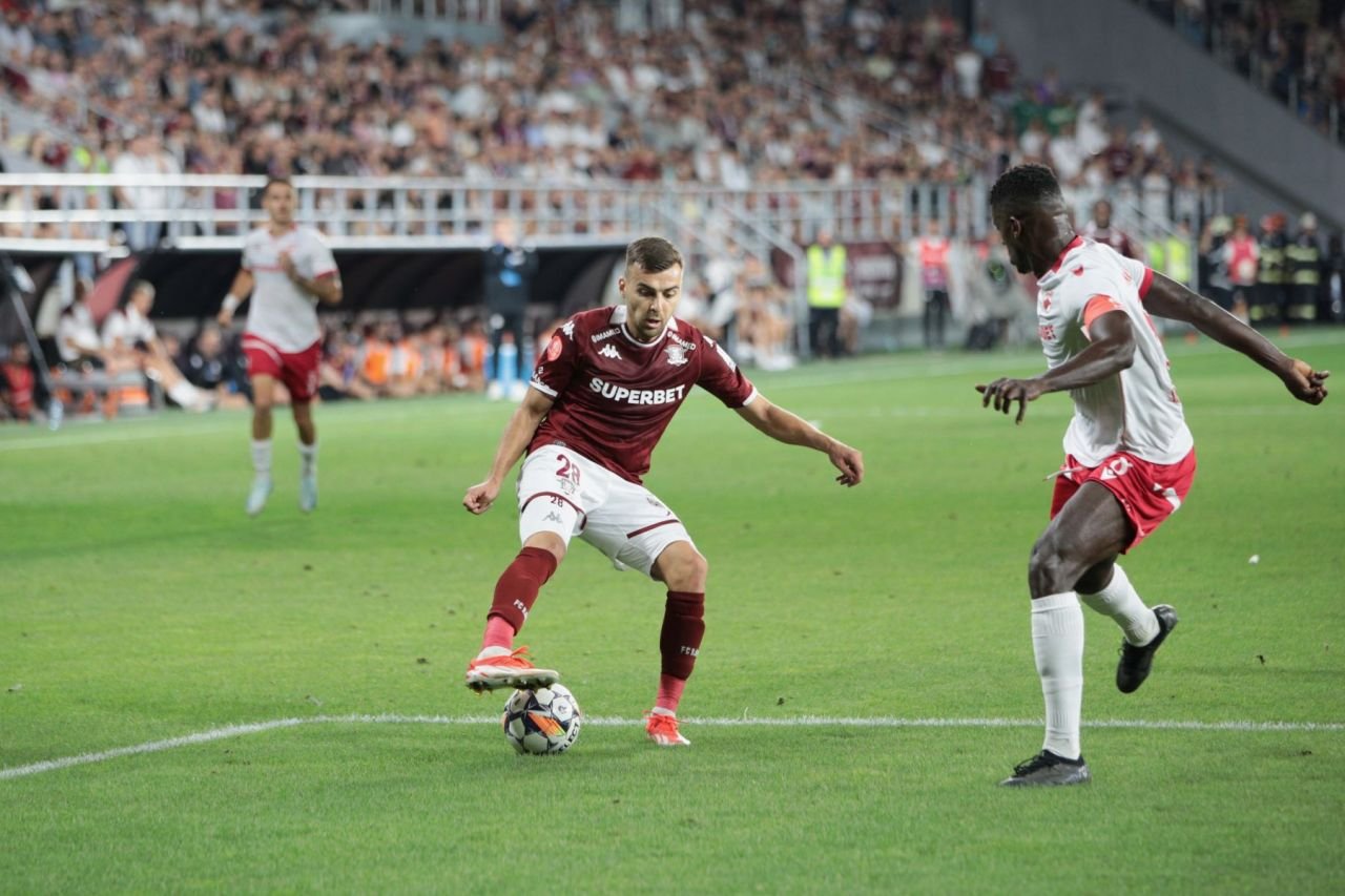 Remiza dintre Rapid și Dinamo, în imagini. Spectacol roș-alb-vișiniu, pe gazon și în tribune_51