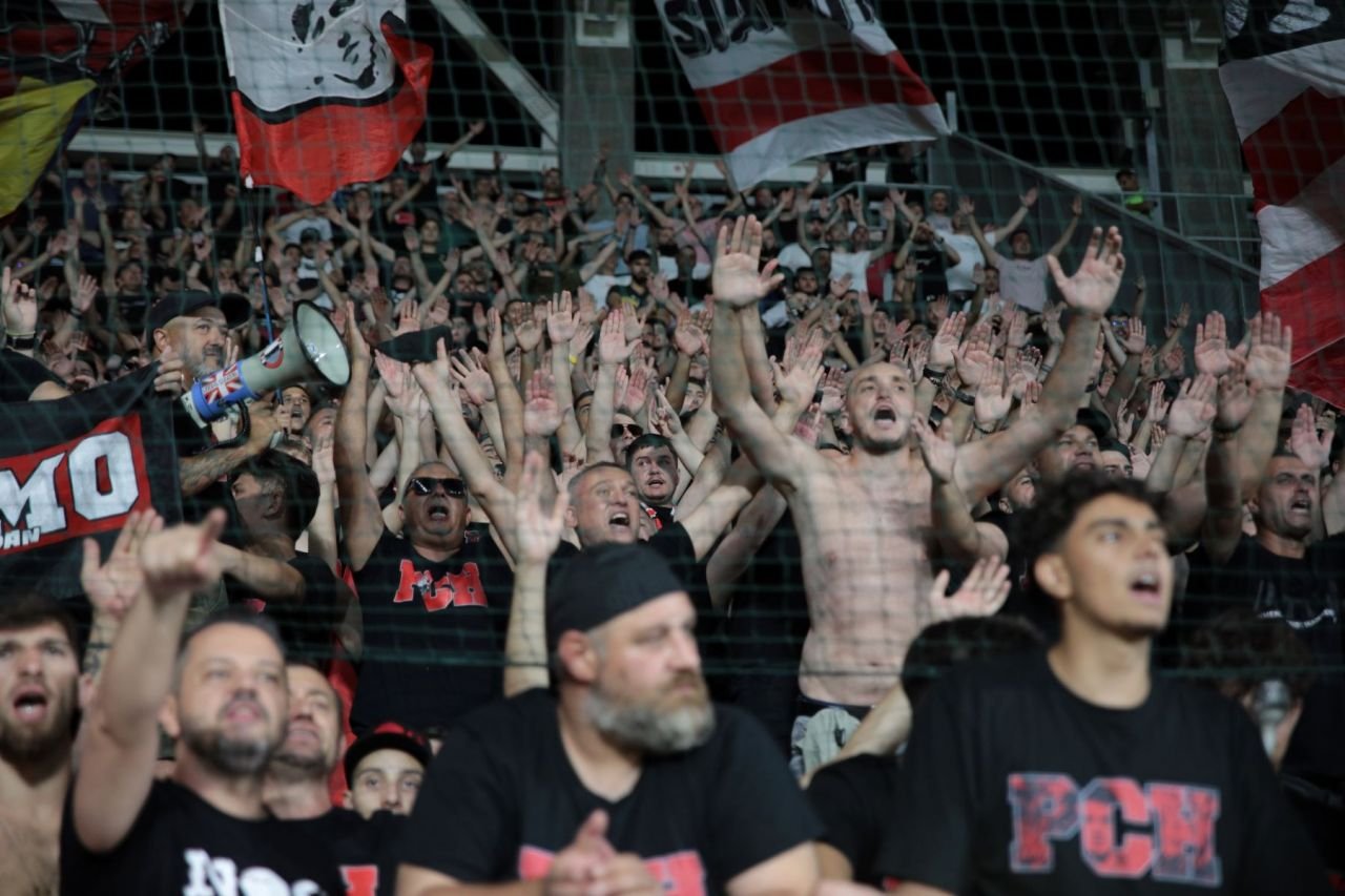 Remiza dintre Rapid și Dinamo, în imagini. Spectacol roș-alb-vișiniu, pe gazon și în tribune_83