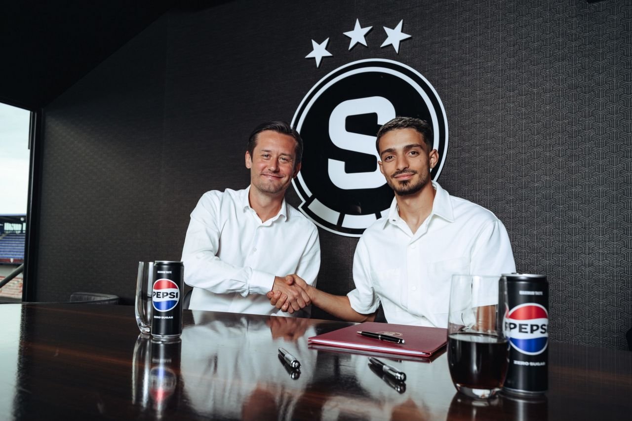 Albion Rrahmani a fost prezentat la Sparta Praga: &rdquo;Stilul său de joc se va &icirc;mbunătăți și mai mult&rdquo;