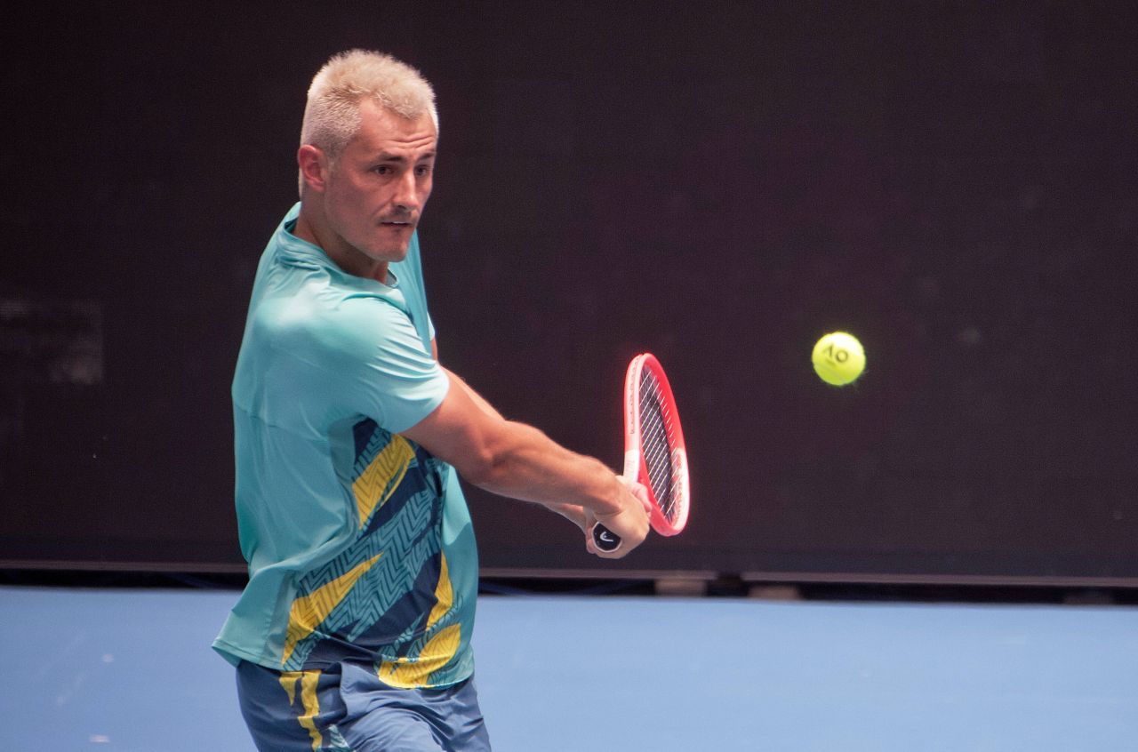 Din bezna minții: Bernard Tomic, expulzat din tribune după ce l-a șicanat pe adversarul care l-a eliminat în același turneu_3