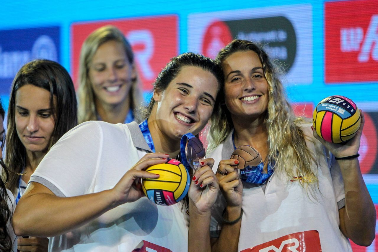Insultată într-un mod grobian. Ce mesaje golănești a primit campioana olimpică de la Paris.