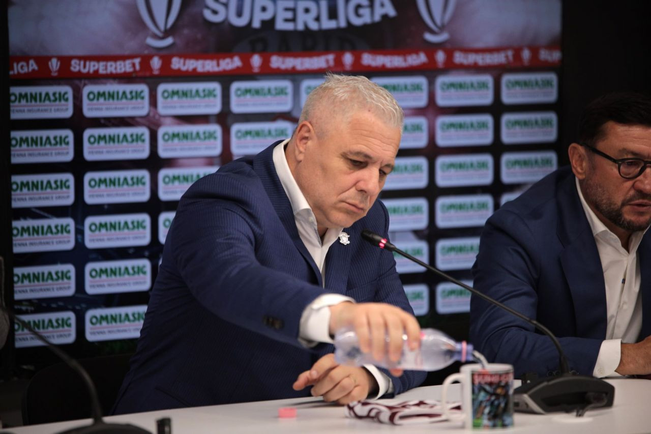 Sete de rezultate în Giulești! Clubul Rapid vinde deja căni dedicate revenirii lui Marius Șumudică_5