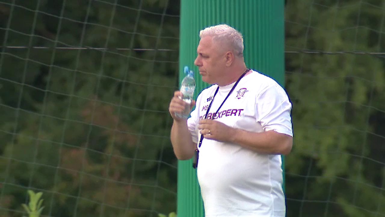Imagini memorabile cu Marius Șumudică la revenirea în Giulești! Cum a decurs primul său antrenament_2