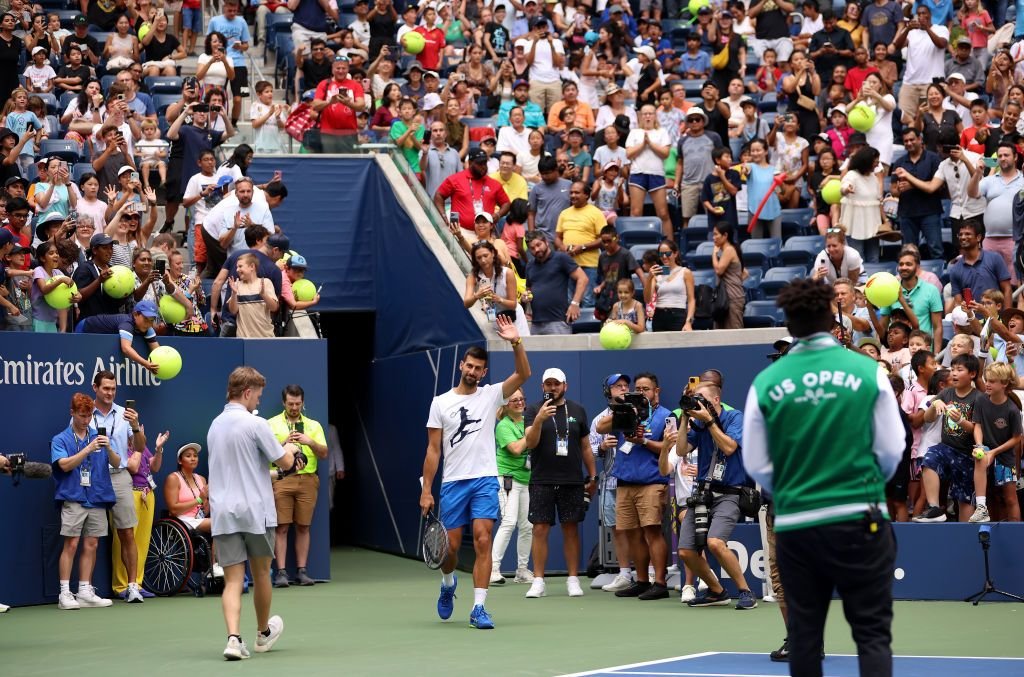 Agassi l-a întrebat pe Alcaraz câți ani are, iar spaniolul a dat un răspuns care a amuzat întreg stadionul, la New York_69