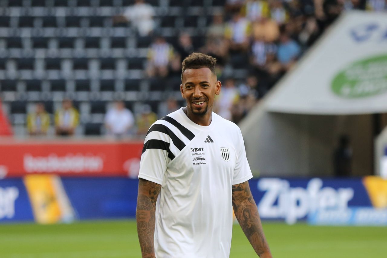 Ce salarii plătește LASK Linz. Jerome Boateng primește de două ori mai mult decât media lotului_17