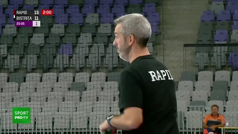 Rapid - Gloria Bistrița 16-16, la pauză (22 august 2024)