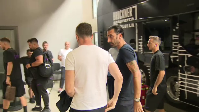 Imagini &icirc;nainte de LASK - FCSB. Campionii Rom&acirc;niei au ajuns la stadion