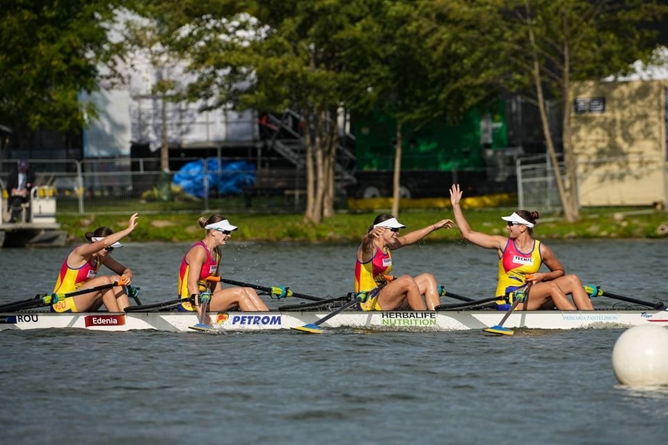 AUR cu RECORD MONDIAL! Echipajul de 4 vâsle feminin a scris istorie la Campionatele Mondiale de canotaj de la St. Catharines din Canada_6