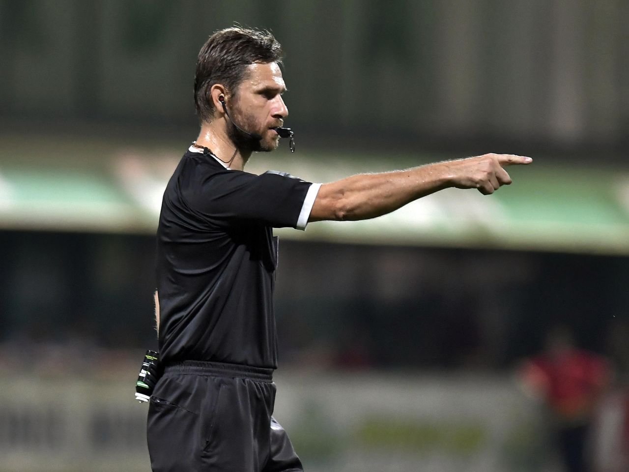 Imaginile momentului! Alexandru Tudor a revenit la centru și l-a ”copiat” pe Gigi Becali! Cum arată acum arbitrul_4