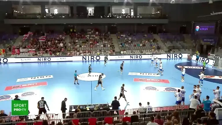 Dinamo - CSM Constanța &icirc;n semifinala Supercupei (primele cinci minute ale meciului)