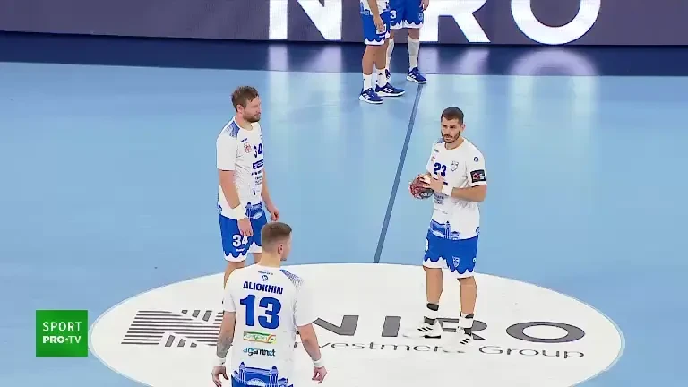 Dinamo - CSM Constanța &icirc;n semifinala Supercupei (primele cinci minute ale reprizei secunde)