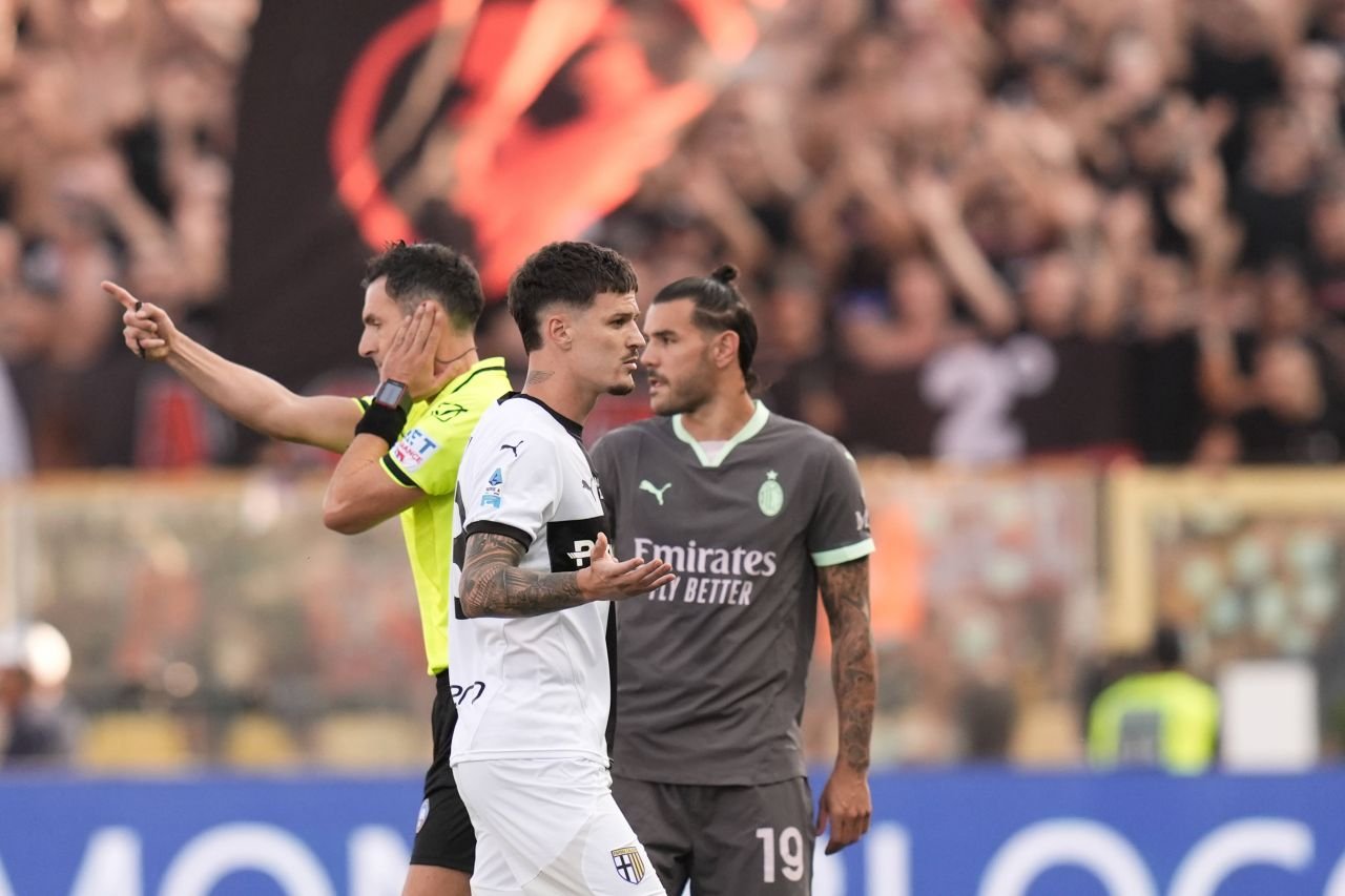 Starul lui AC Milan găsit vinovat după golul lui Dennis Man: &rdquo;Cu 9 km/h mai lent!&rdquo;
