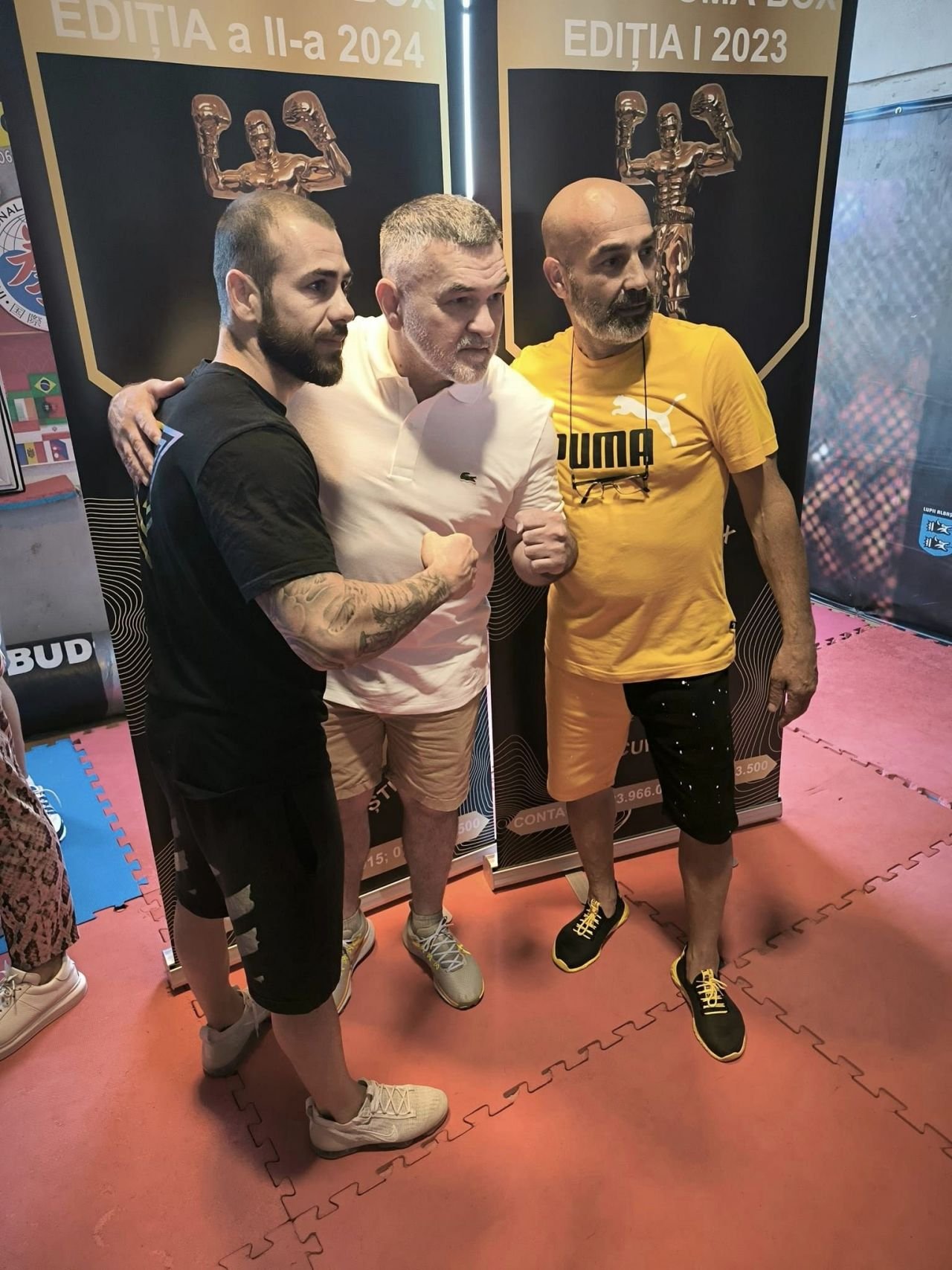 Băieții cu pumni de fier. Cadrele care arată cât de iubit e boxul: Doroftei și alți mari campioni i-au încurajat la 