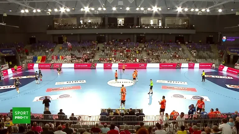 Dinamo o conduce pe Minaur Baia Mare la pauză, Pro Arena și VOYO